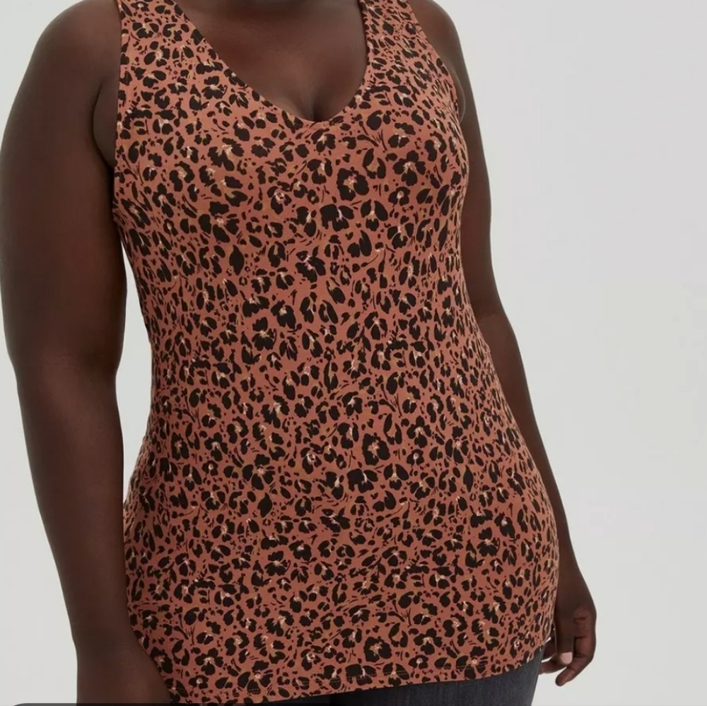 Torrid Foxy Vneck orange floral print tank size 4x